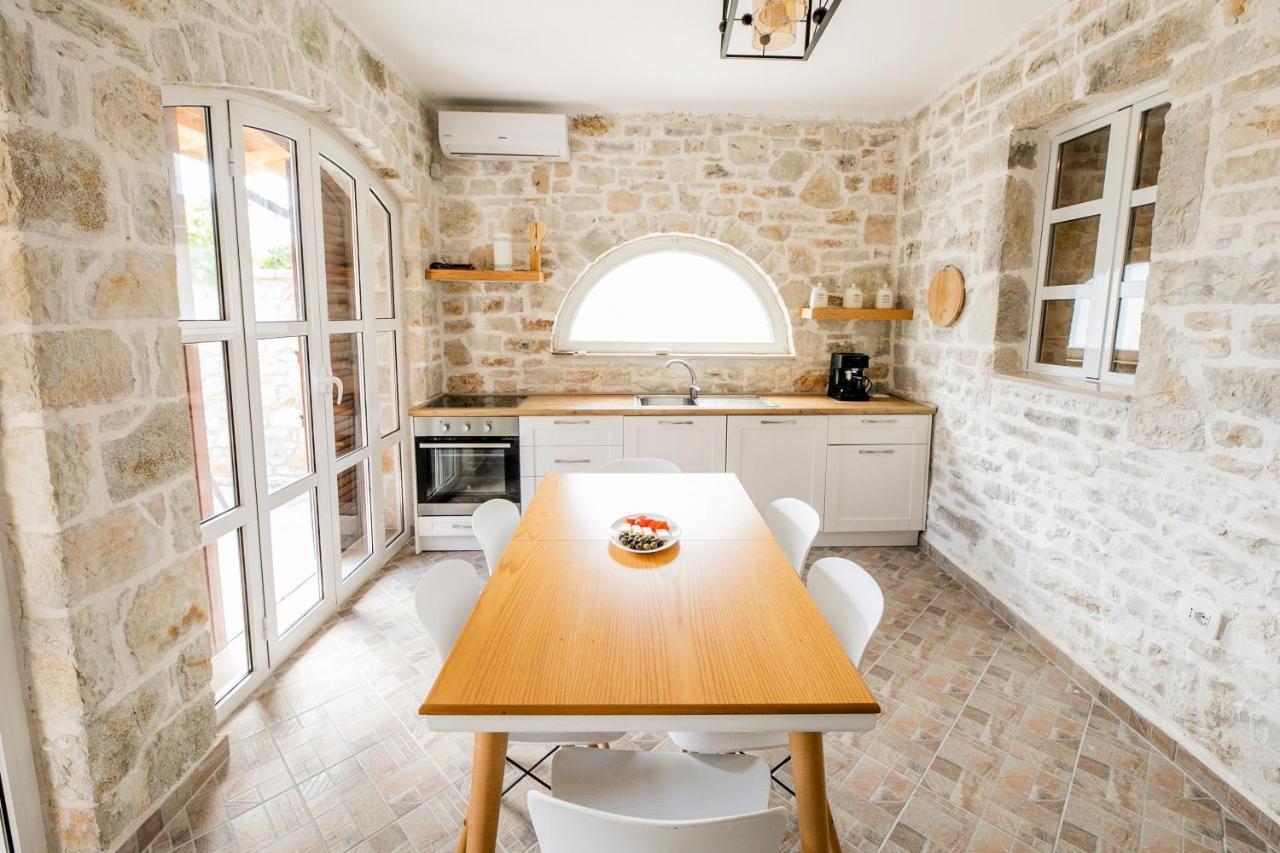 Vila Leon - Old Qeparo - 6 People Εξωτερικό φωτογραφία