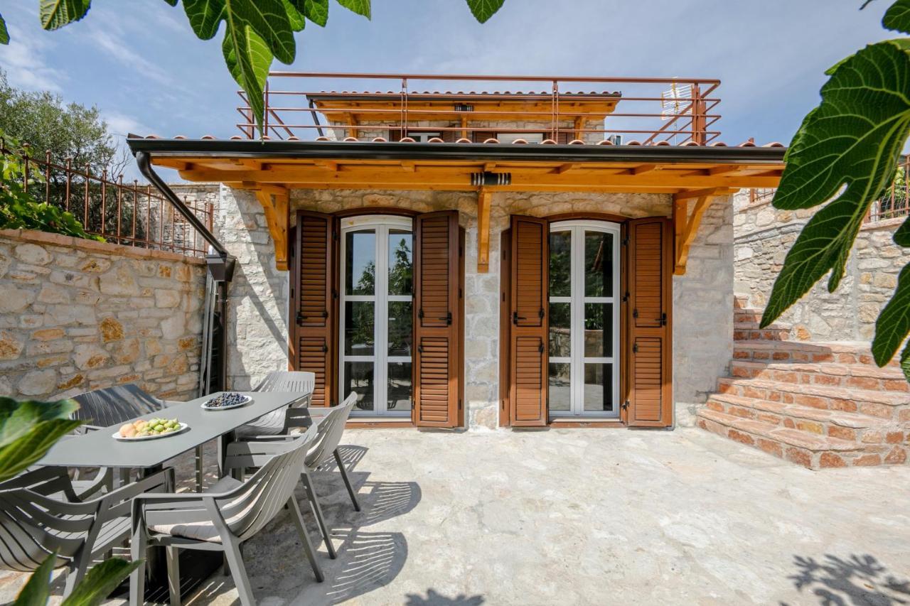 Vila Leon - Old Qeparo - 6 People Εξωτερικό φωτογραφία